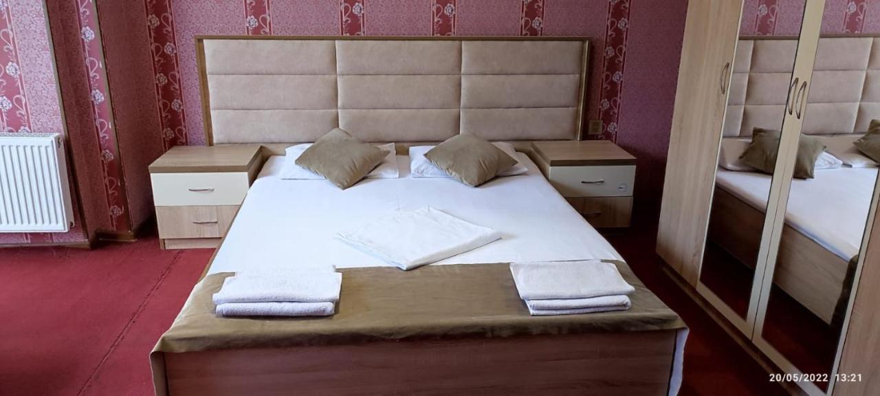 Salyut Hotel Lankaran Ngoại thất bức ảnh