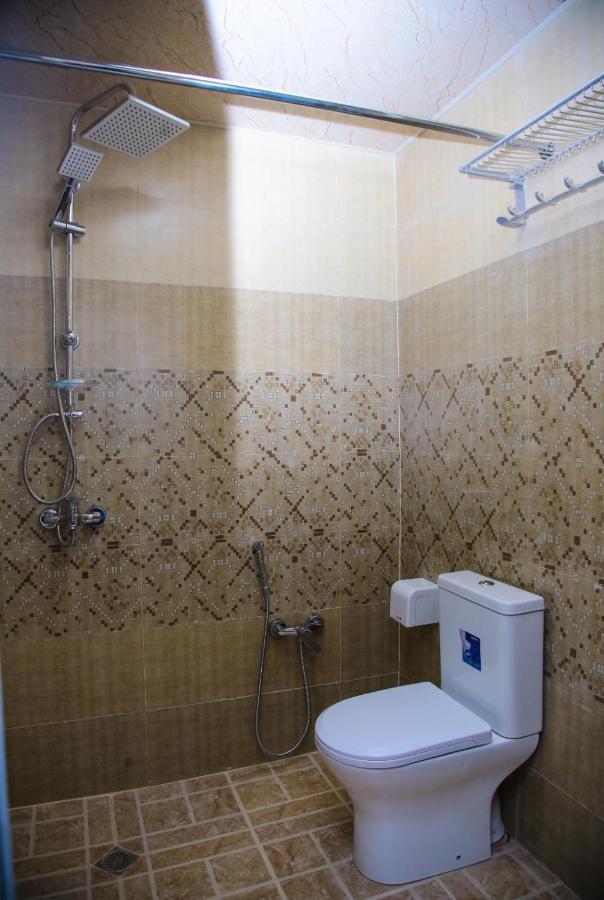 Salyut Hotel Lankaran Ngoại thất bức ảnh